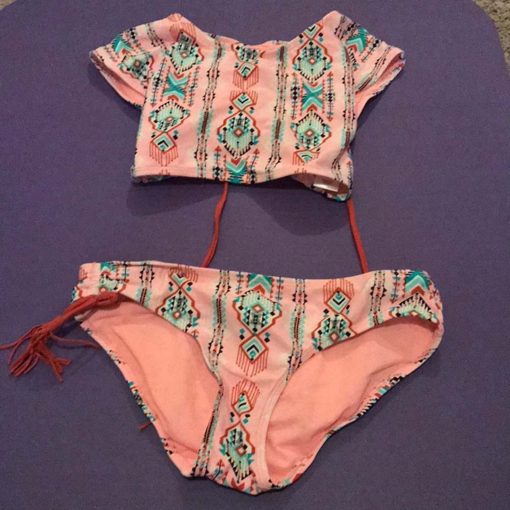 Bathing suit
